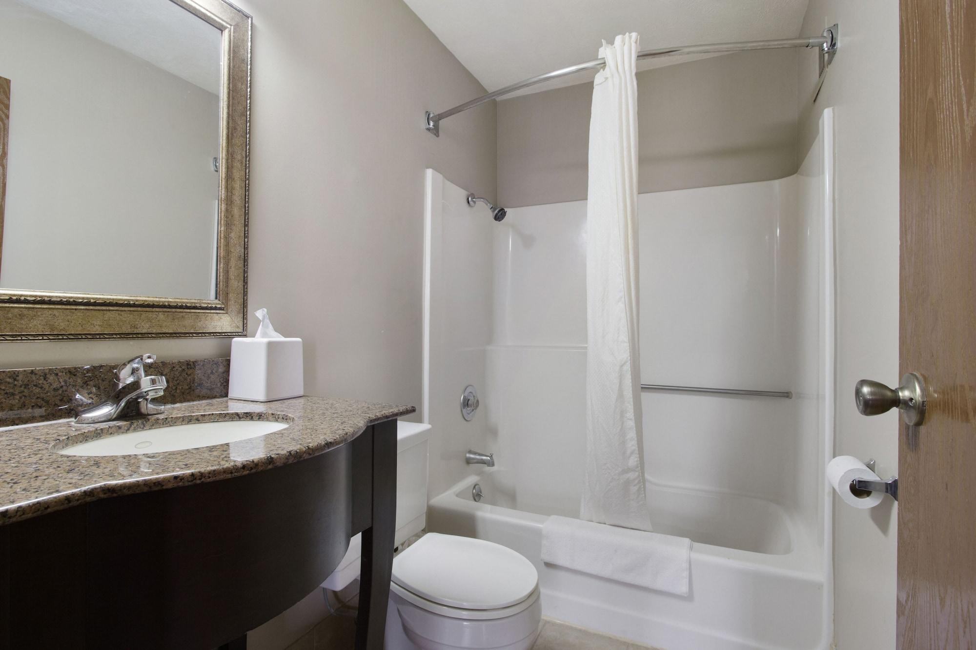 Red Lion Inn & Suites Olathe Kansas City Esterno foto
