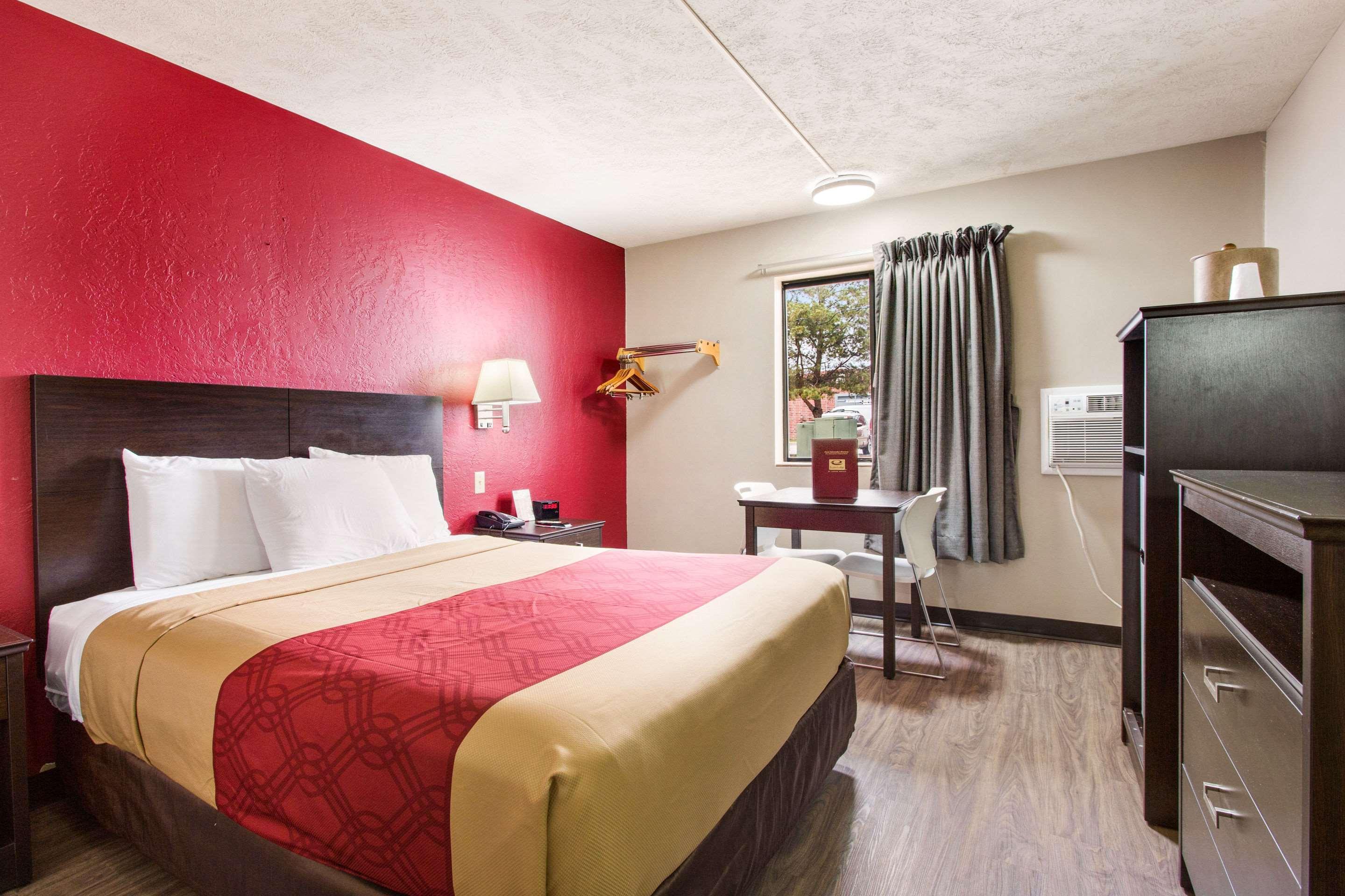Red Lion Inn & Suites Olathe Kansas City Esterno foto