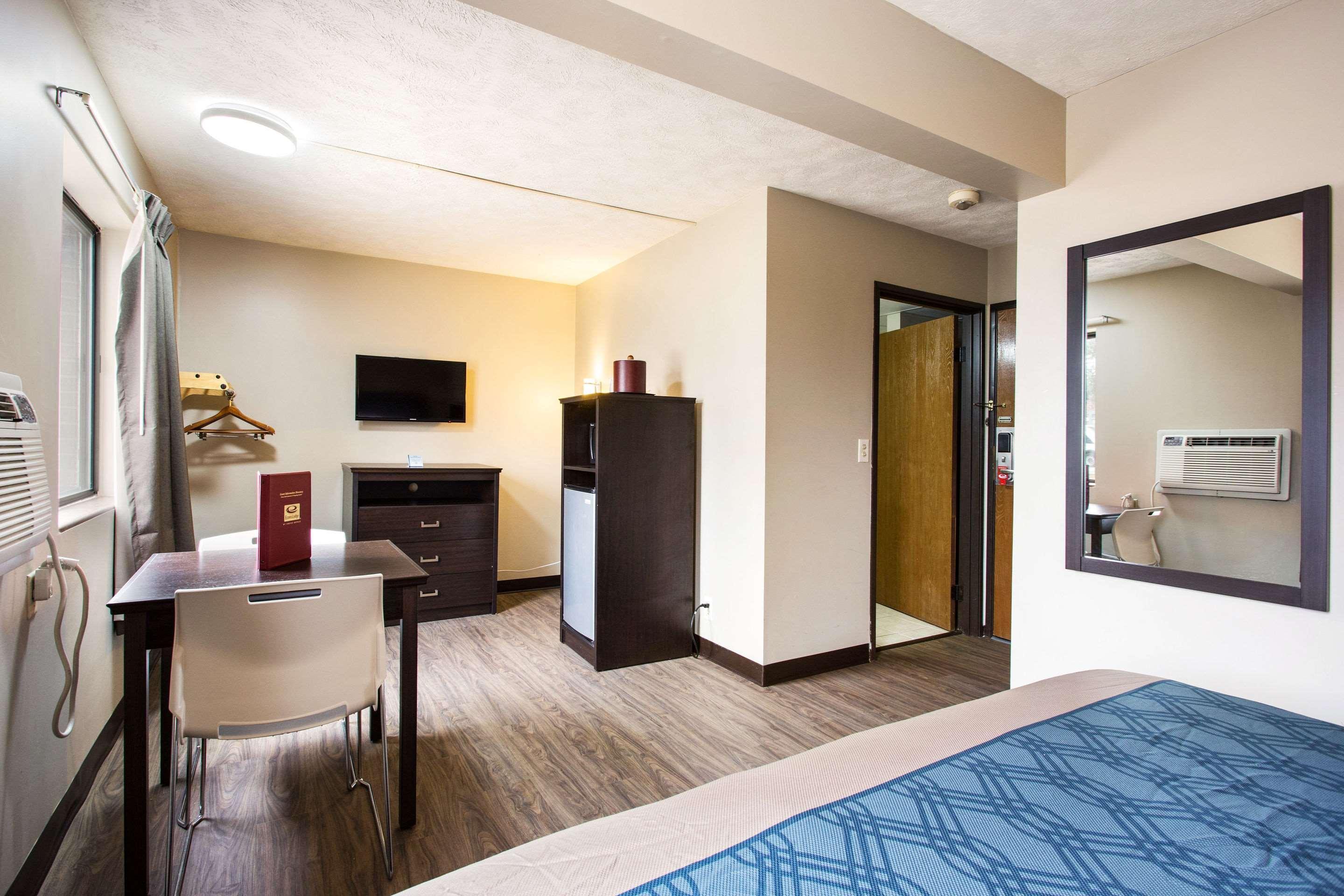 Red Lion Inn & Suites Olathe Kansas City Esterno foto
