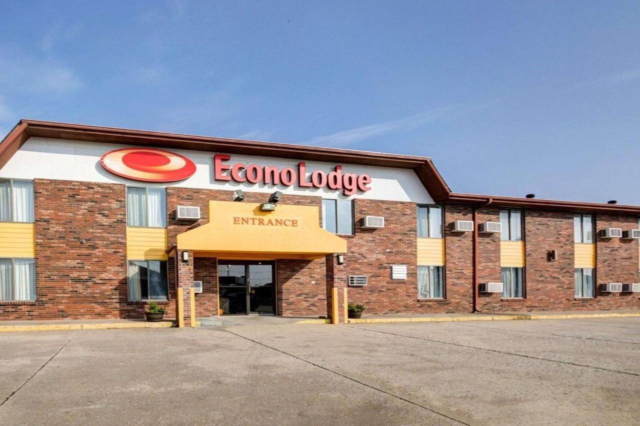 Red Lion Inn & Suites Olathe Kansas City Esterno foto