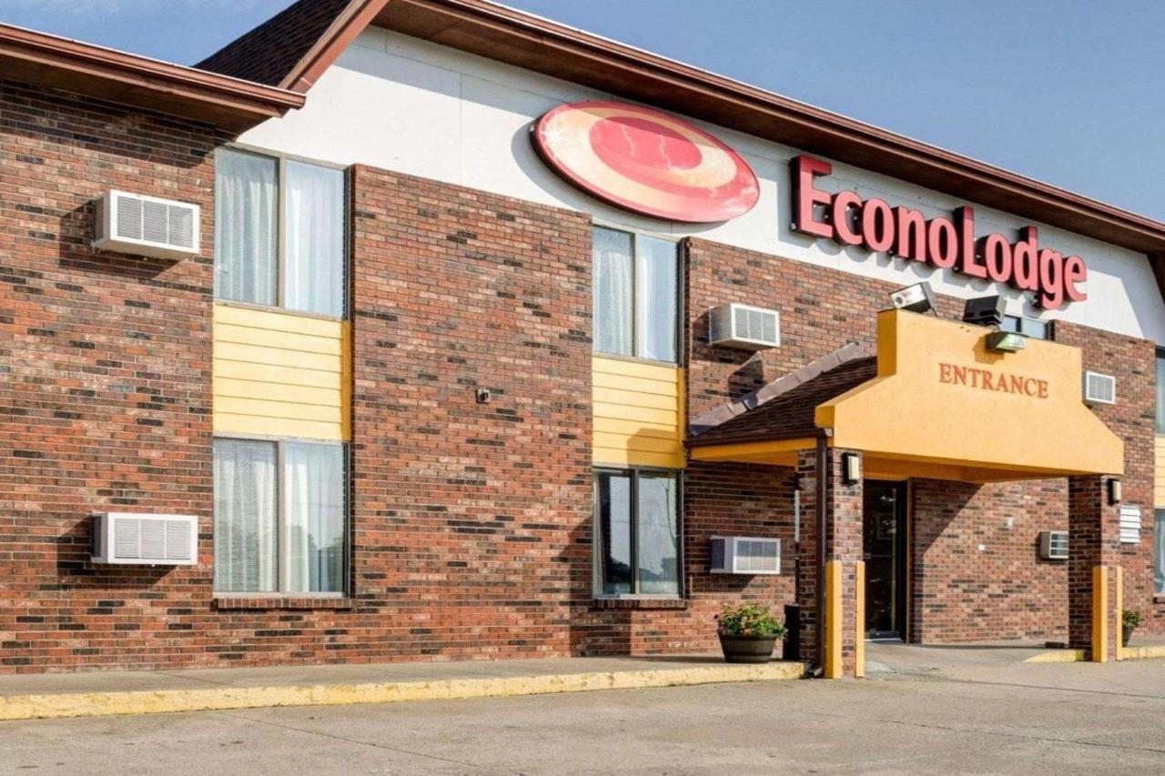 Red Lion Inn & Suites Olathe Kansas City Esterno foto