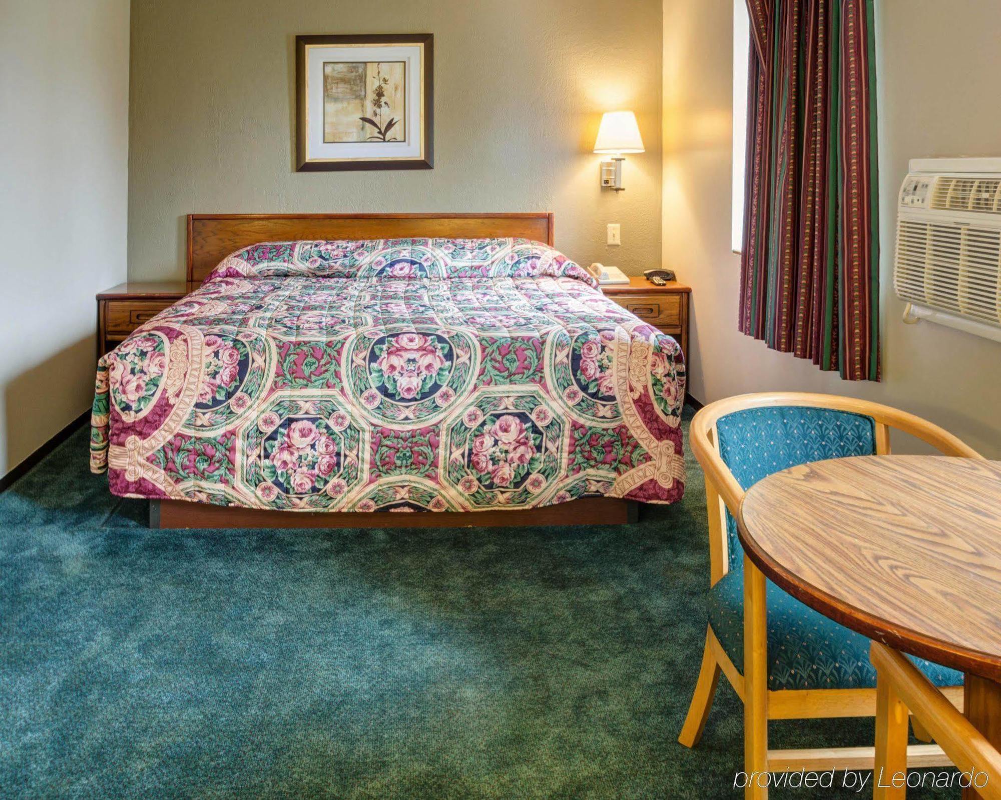 Red Lion Inn & Suites Olathe Kansas City Esterno foto